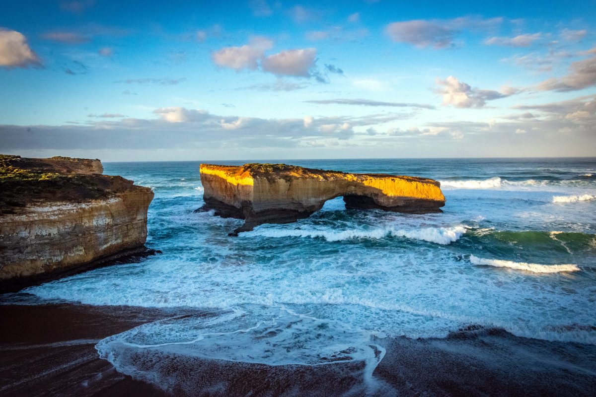 London Arch Great Ocean Road trip in Spaceship